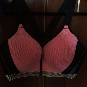 Victoria Sport Incredible Sports Bra